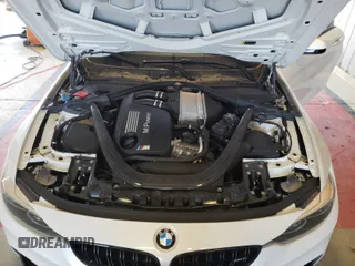 2018 BMW M4 with VIN WBS4Y9C52JAC87077, listed as a Copart auction lot 44323394 with 18,253 mi miles. Bid and sale history available at carsss.com. Image 7.