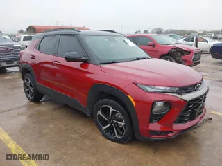 2021 Chevrolet TrailBlazer RS with VIN KL79MTSLXMB064381, listed as a IAAI auction lot 41431411 with 35,728 mi miles. Bid and sale history available at carsss.com. Image 1.