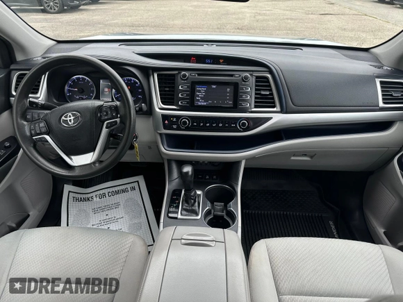 2019 Toyota Highlander LE с VIN 5TDBZRFH9KS945111, выставлен на аукционе Copart как лот 65295025 с пробегом 179 416 миль миль и Чистый • Clean title. История ставок и продаж доступна на DreamBid. Изображение 9.