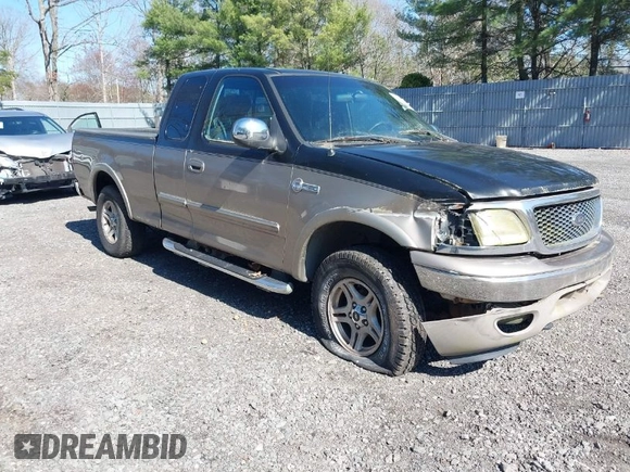 2003 Ford F-150 XL with VIN 1FTRX18L93NA46053, listed as a IAAI auction lot 42003621 with 237,000 mi miles. Bid and sale history available at carsss.com. Image 1.