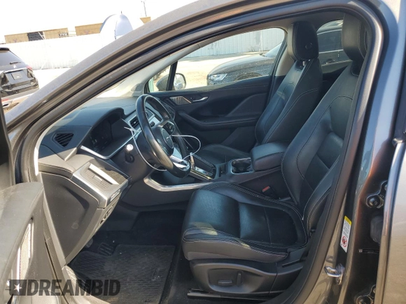 2020 Jaguar I-Pace SE z VIN SADHC2S18L1F87968, wystawiony jako Copart lot #66728514 z przebiegiem 63 267 mil mil oraz Szkoda całkowita • Salvage title. Historia ofert i sprzedaży dostępna na DreamBid. Obrazek 7.