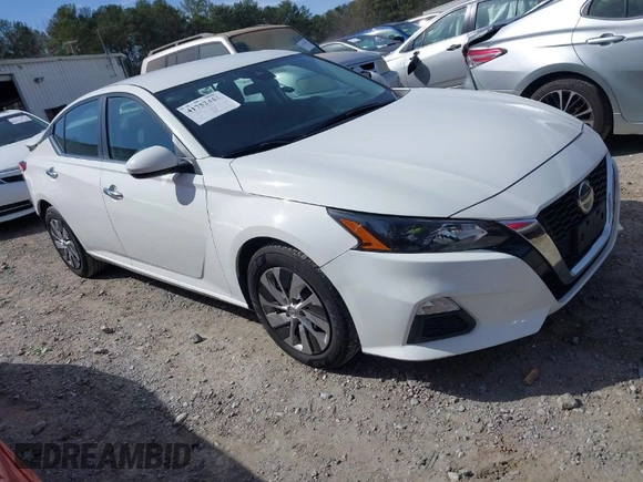 2022 Nissan Altima 2.5 S with VIN 1N4BL4BV9NN316898, listed as a IAAI auction lot 41752444 with 140,719 mi miles. Bid and sale history available at carsss.com. Image 1.