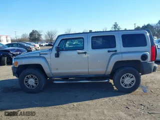 2008 Hummer H3 SUV with VIN 5GTEN13E088183099, listed as a IAAI auction lot 41388479 with 187,115 mi miles. Bid and sale history available at carsss.com. Image 14.