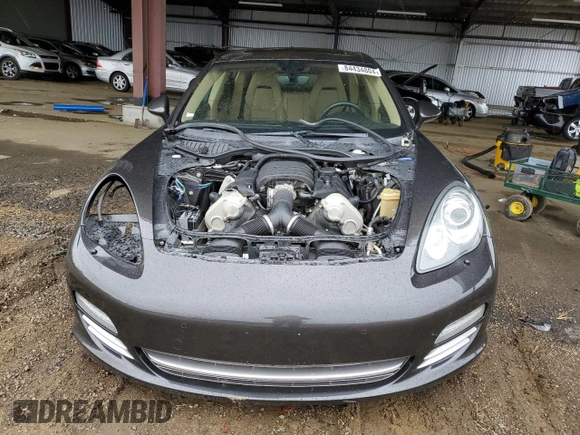 2013 Porsche Panamera с VIN WP0AA2A7XDL015781, выставлен на аукционе Copart как лот 84434804 с пробегом Не указан миль и Списание • Salvage title. История ставок и продаж доступна на DreamBid. Изображение 5.