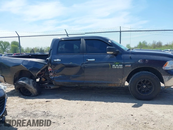 2017 Ram 1500 Big Horn z VIN 1C6RR7LT2HS677912, wystawiony jako IAAI lot #42198020 z przebiegiem 136 215 mil mil oraz . Historia ofert i sprzedaży dostępna na DreamBid. Obrazek 13.
