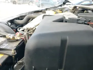 2003 Lexus ES 300 z VIN JTHBF30GX36012971, wystawiony jako IAAI lot #41346132 z przebiegiem 136 612 mil mil oraz . Historia ofert i sprzedaży dostępna na DreamBid. Obrazek 12.