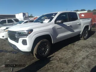 2024 Chevrolet Colorado 2WD LT z VIN 1GCPSCEKXR1255752, wystawiony jako IAAI lot #40898978 z przebiegiem 100 mil mil oraz . Historia ofert i sprzedaży dostępna na DreamBid. Obrazek 19.