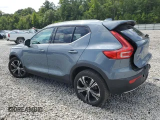 2020 Volvo XC40 Inscription with VIN YV4162UL2L2268301, listed as a Copart auction lot 68509984 with 85,758 mi miles and Salvage Title. Bid and sale history available at DreamBid. Image 2.