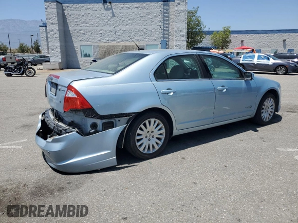 2010 Ford Fusion Hybrid z VIN 3FADP0L34AR137176, wystawiony jako Copart lot #62146865 z przebiegiem 135 293 mil mil oraz Szkoda całkowita • Salvage title. Historia ofert i sprzedaży dostępna na DreamBid. Obrazek 3.