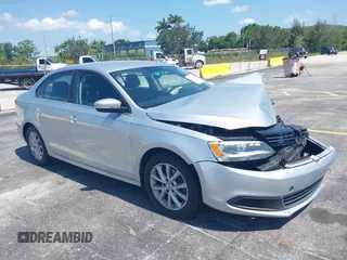 2013 Volkswagen Jetta SE z VIN 3VWDP7AJ6DM376487, wystawiony jako IAAI lot #42362475 z przebiegiem 124 324 mil mil oraz . Historia ofert i sprzedaży dostępna na DreamBid. Obrazek 1.