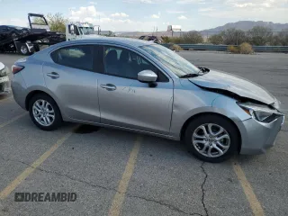2016 Scion iA with VIN 3MYDLBZV4GY138547, listed as a Copart auction lot 70533304 with 94,531 mi miles and Salvage Title. Bid and sale history available at carsss.com. Image 4.
