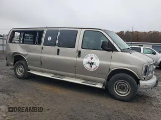 2001 Chevrolet Express with VIN 1GAHG39R011123173, listed as a Copart auction lot 81232074 with 109,829 mi miles and Salvage Title. Bid and sale history available at carsss.com. Image 4.