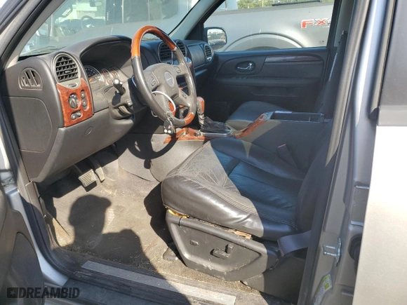 2006 GMC Envoy XL Denali with VIN 1GKES66M466112050, listed as a Copart auction lot 76102804 with 239,844 mi miles and Non Repairable. Bid and sale history available at carsss.com. Image 7.