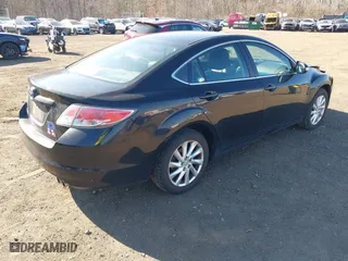 2011 Mazda Mazda6 i Touring with VIN 1YVHZ8CH7B5M02283, listed as a IAAI auction lot 41769137 with 157,972 mi miles. Bid and sale history available at carsss.com. Image 4.