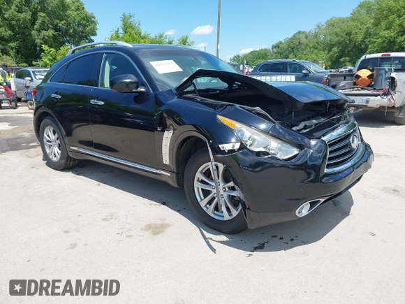 2015 Infiniti QX70 with VIN JN8CS1MW1FM482625, listed as a IAAI auction lot 42332365 with 88,912 mi miles and . Bid and sale history available at DreamBid. Image 1.