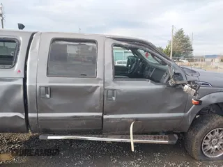 2012 Ford F-250 XL с VIN 1FT7W2B6XCEB73932, выставлен на аукционе IAAI как лот 41120517 с пробегом Не указан миль и . История ставок и продаж доступна на DreamBid. Изображение 6.