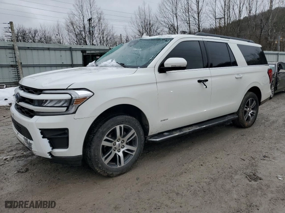 2022 Ford Expedition Max XLT with VIN 1FMJK1JT1NEA28411, listed as a Copart auction lot 45033165 with 80,758 mi miles and Salvage Title. Bid and sale history available at carsss.com. Image 1.