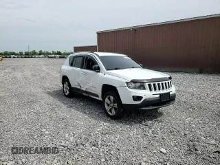 2016 Jeep Compass Sport with VIN 1C4NJDBB7GD627029, listed as a Copart auction lot 58745075 with 108,175 mi miles and Salvage title. Bid and sale history available at DreamBid. Image 15.