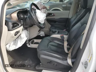 2018 Chrysler Pacifica Touring L with VIN 2C4RC1BG7JR110405, listed as a Copart auction lot 51586665 with 133,114 mi miles and Salvage Title. Bid and sale history available at DreamBid. Image 7.