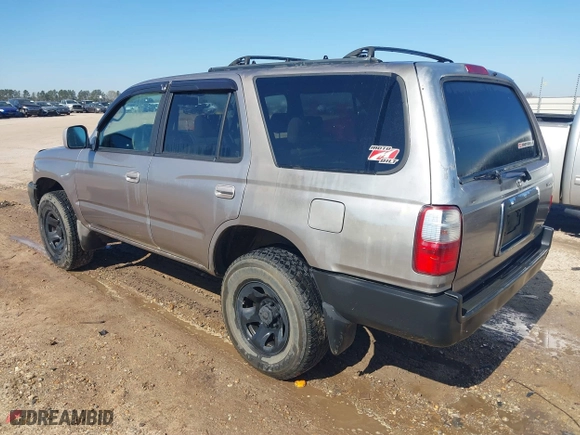 2001 Toyota 4Runner SR5 with VIN JT3GN86R810199292, listed as a IAAI auction lot 41779004 with 247,047 mi miles. Bid and sale history available at carsss.com. Image 3.