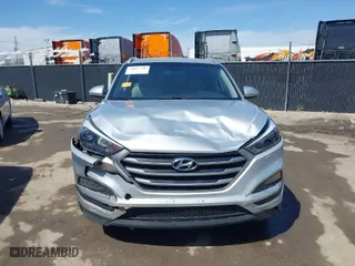 2018 Hyundai Tucson SEL with VIN KM8J3CA4XJU726193, listed as a IAAI auction lot 39087796 with 62,418 mi miles. Bid and sale history available at carsss.com. Image 12.