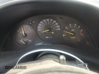 1998 Chevrolet Monte Carlo LS with VIN 2G1WW12M2W9251866, listed as a Copart auction lot 59701835 with 104,203 mi miles and Salvage title. Bid and sale history available at DreamBid. Image 9.