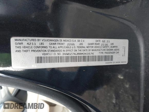 2011 Volkswagen Jetta SE with VIN 3VWDZ7AJ8BM361576, listed as a IAAI auction lot 40854087 with 174,904 mi miles and . Bid and sale history available at DreamBid. Image 9.