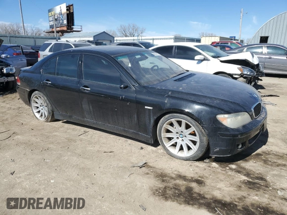2006 BMW 7 Series 750i z VIN WBAHL83536DT05393, wystawiony jako Copart lot #45846905 z przebiegiem 118 874 mil mil oraz Czysty tytuł • Clean title. Historia ofert i sprzedaży dostępna na DreamBid. Obrazek 4.