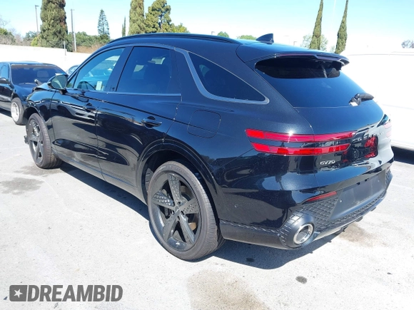 2025 Genesis GV70 2.5T with VIN KMUMADTB8SU180047, listed as a IAAI auction lot 41926080 with 221 mi miles and . Bid and sale history available at DreamBid. Image 3.