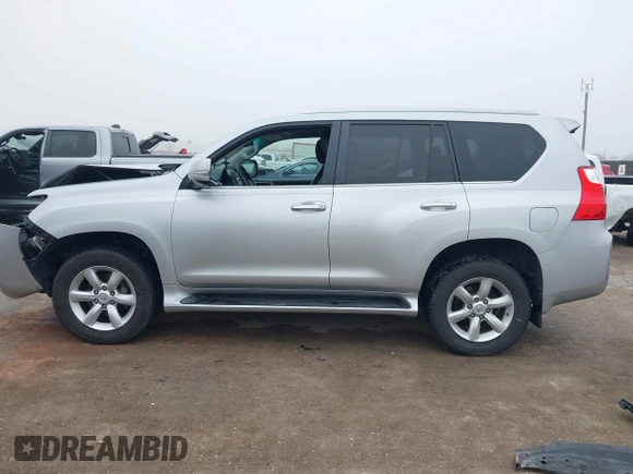 2010 Lexus GX 460 with VIN JTJBM7FX7A5014182, listed as a IAAI auction lot 41500959 with 183,832 mi miles and . Bid and sale history available at DreamBid. Image 15.