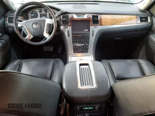 2013 Cadillac Escalade Platinum Edition with VIN 1GYS4DEF3DR205700, listed as a Copart auction lot 41800305 with 42,437 mi miles and Salvage Title. Bid and sale history available at carsss.com. Image 8.