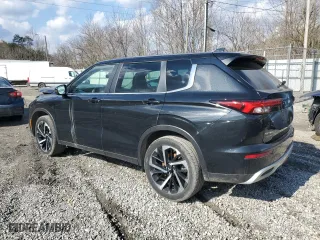2023 Mitsubishi Outlander SE with VIN JA4J4UA83PZ021218, listed as a Copart auction lot 45847115 with 45,615 mi miles and Salvage Title. Bid and sale history available at carsss.com. Image 2.