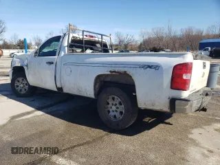 2008 Chevrolet Silverado 1500 Work Truck with VIN 1GCEK14C78Z332678, listed as a Copart auction lot 46855235 with 177,794 mi miles and Salvage Title. Bid and sale history available at carsss.com. Image 2.