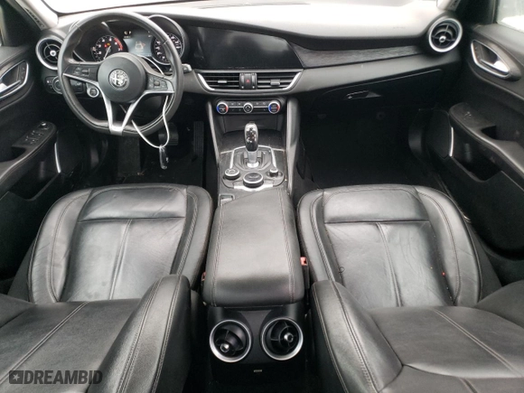 2018 Alfa Romeo Giulia with VIN ZARFAEDNXJ7597585, listed as a Copart auction lot 81563274 with 88,022 mi miles and Clean Title. Bid and sale history available at carsss.com. Image 8.
