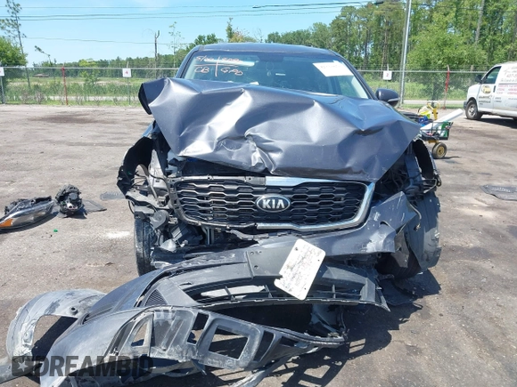 2019 Kia Sorento LX z VIN 5XYPGDA59KG448942, wystawiony jako IAAI lot #42333673 z przebiegiem 172 581 mil mil oraz . Historia ofert i sprzedaży dostępna na DreamBid. Obrazek 6.