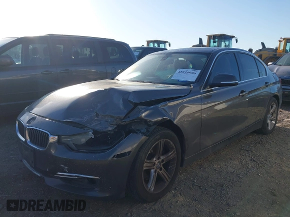 2013 BMW 3 Series 328i с VIN WBA3A5C5XDF601186, выставлен на аукционе IAAI как лот 42235936 с пробегом 207 589 миль миль и . История ставок и продаж доступна на DreamBid. Изображение 18.