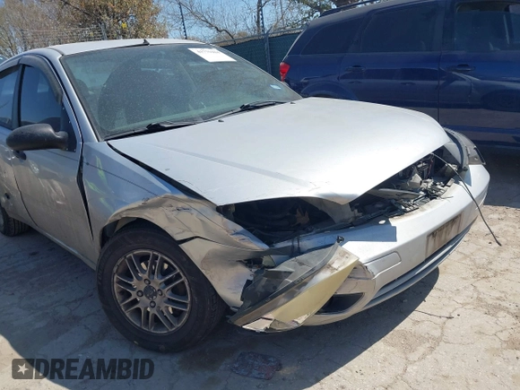 2006 Ford Focus S with VIN 1FAHP34N26W136163, listed as a IAAI auction lot 41775984 with 232,857 mi miles and . Bid and sale history available at carsss.com. Image 6.