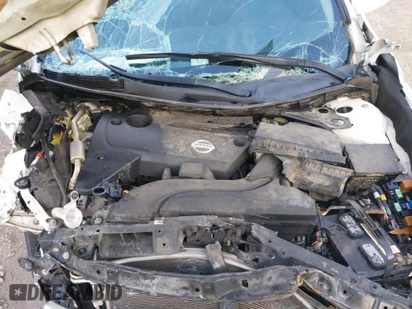 2015 Nissan Altima 2.5 S with VIN 1N4AL3AP8FC160830, listed as a IAAI auction lot 41561952 with 209,134 mi miles. Bid and sale history available at carsss.com. Image 10.