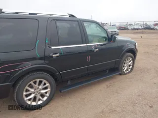 2015 Ford Expedition Limited z VIN 1FMJU2AT9FEF18919, wystawiony jako IAAI lot #42628284 z przebiegiem 181 356 mil mil oraz . Historia ofert i sprzedaży dostępna na DreamBid. Obrazek 18.