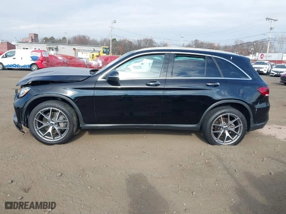 2021 Mercedes-Benz GLC with VIN W1N0G8EB0MV320991, listed as a IAAI auction lot 40891421 with 29,501 mi miles. Bid and sale history available at carsss.com. Image 14.