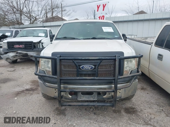 2014 Ford F-150 XL with VIN 1FTFX1CF6EKG22786, listed as a IAAI auction lot 41633180 with 114,966 mi miles. Bid and sale history available at carsss.com. Image 12.