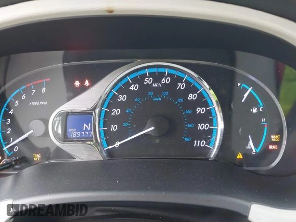 2012 Toyota Sienna XLE with VIN 5TDDK3DC3CS033755, listed as a IAAI auction lot 41815132 with 189,777 mi miles. Bid and sale history available at carsss.com. Image 7.