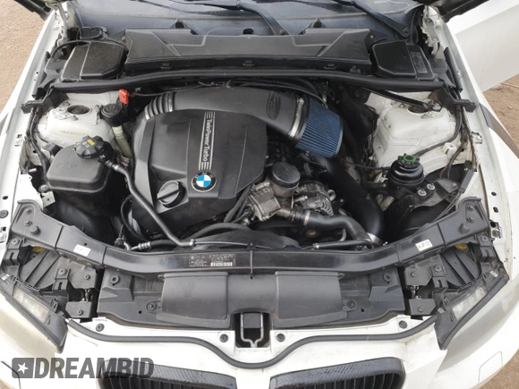 2011 BMW 3 Series 335i xDrive with VIN WBAKF9C57BE262491, listed as a Copart auction lot 61056225 with 181,577 mi miles and Clean title. Bid and sale history available at DreamBid. Image 11.