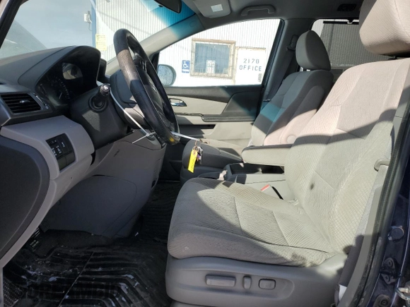 2016 Honda Odyssey EX z VIN 5FNRL5H43GB149856, wystawiony jako Copart lot #44591485 z przebiegiem 109 658 mil mil oraz Szkoda całkowita • Salvage title. Historia ofert i sprzedaży dostępna na DreamBid. Obrazek 7.