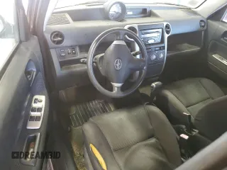 2005 Scion xB z VIN JTLKT324150205372, wystawiony jako Copart lot #54899875 z przebiegiem Nie podano mil oraz Szkoda całkowita • Salvage title. Historia ofert i sprzedaży dostępna na DreamBid. Obrazek 8.