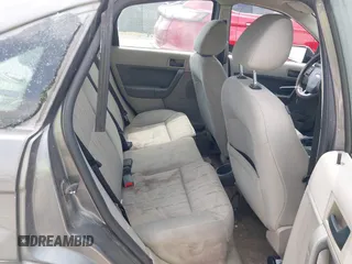 2010 Ford Focus SE with VIN 1FAHP3FN8AW146332, listed as a IAAI auction lot 42073844 with 218,198 mi miles and . Bid and sale history available at DreamBid. Image 8.
