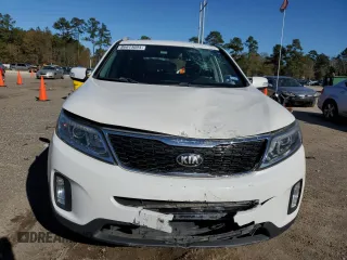 2015 Kia Sorento EX with VIN 5XYKU4A79FG652165, listed as a Copart auction lot 86914004 with 60,239 mi miles and Salvage Title. Bid and sale history available at carsss.com. Image 5.