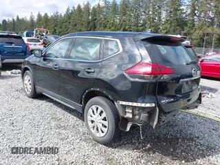 2019 Nissan Rogue SV z VIN 5N1AT2MV1KC840797, wystawiony jako IAAI lot #42292152 z przebiegiem 83 462 mil mil oraz . Historia ofert i sprzedaży dostępna na DreamBid. Obrazek 3.