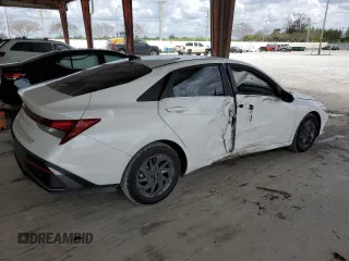 2024 Hyundai Elantra SEL with VIN KMHLM4DG9RU764026, listed as a Copart auction lot 52707325 with 13,660 mi miles and Non Repairable. Bid and sale history available at carsss.com. Image 3.