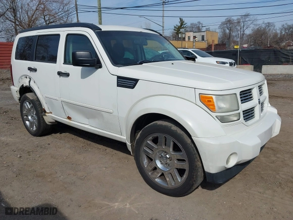 2007 Dodge Nitro R/T with VIN 1D8GU58687W720700, listed as a IAAI auction lot 41802485 with 203,575 mi miles. Bid and sale history available at carsss.com. Image 1.